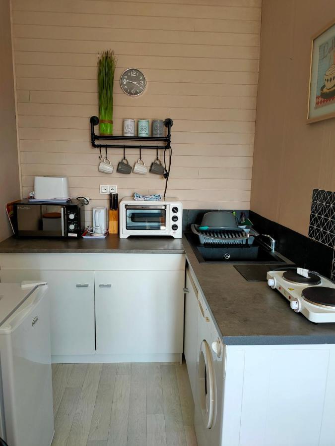 Gouarec Bed & Breakfast Lanrivain Exteriör bild