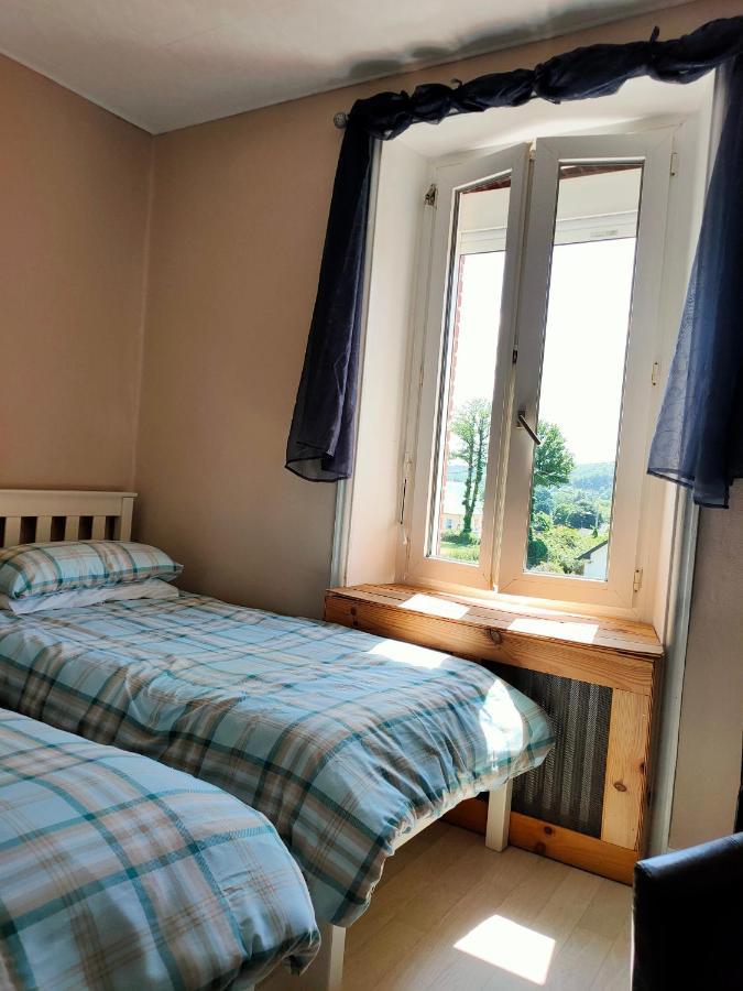 Gouarec Bed & Breakfast Lanrivain Exteriör bild