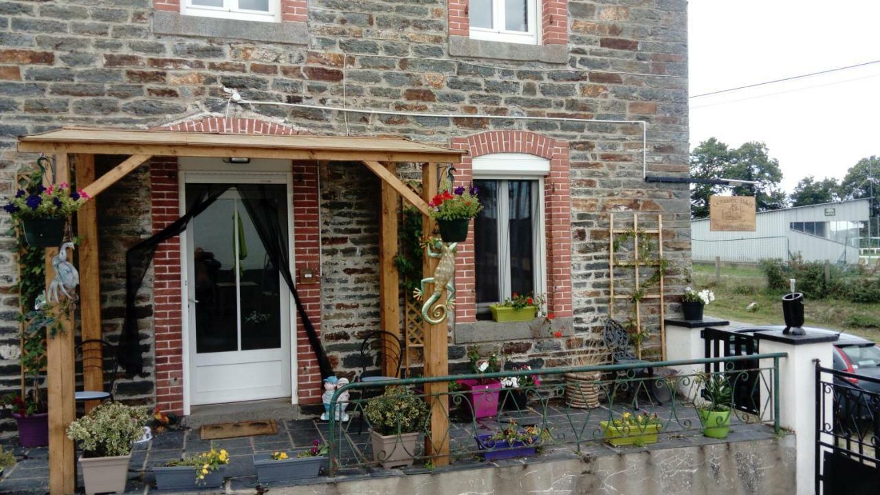 Gouarec Bed & Breakfast Lanrivain Exteriör bild